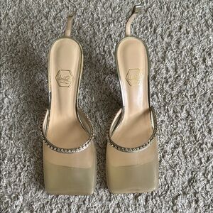 Elegant Women's Gold Heels with Rhinestone Detail